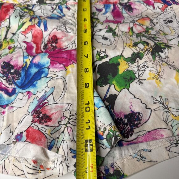 Express Womens Floral Print Shorts Size 8 99% Cotton 1% Spandex Vibrant Colors M - Picture 7 of 7